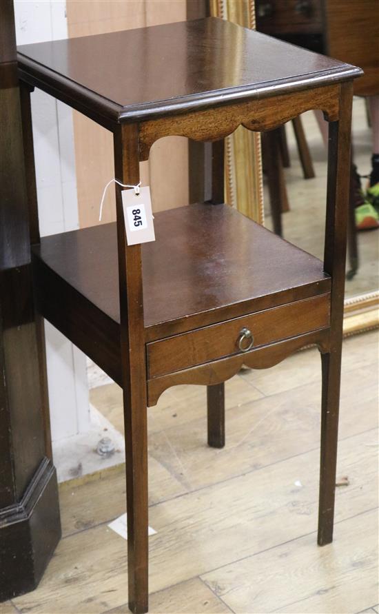 A George III mahogany wash stand W.36cm